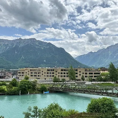 Daire River-kissed Retreat With Iconic Jungfraujoch View *