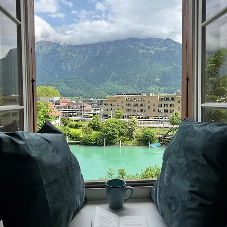 Daire River-kissed Retreat With Iconic Jungfraujoch View