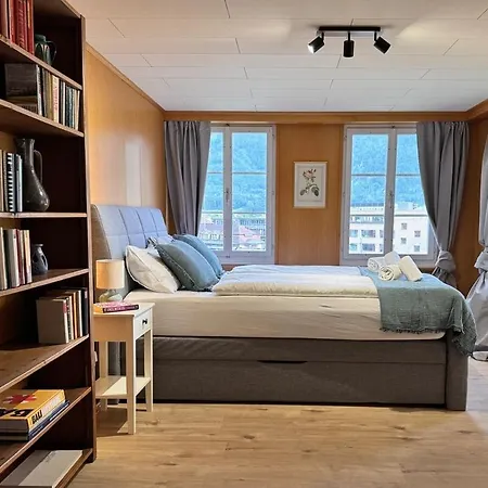 River-kissed Retreat With Iconic Jungfraujoch View Daire Interlaken