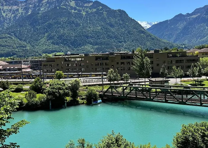 River 3 - Kissed Retreat With Iconic Jungfraujoch View Appartement Interlaken